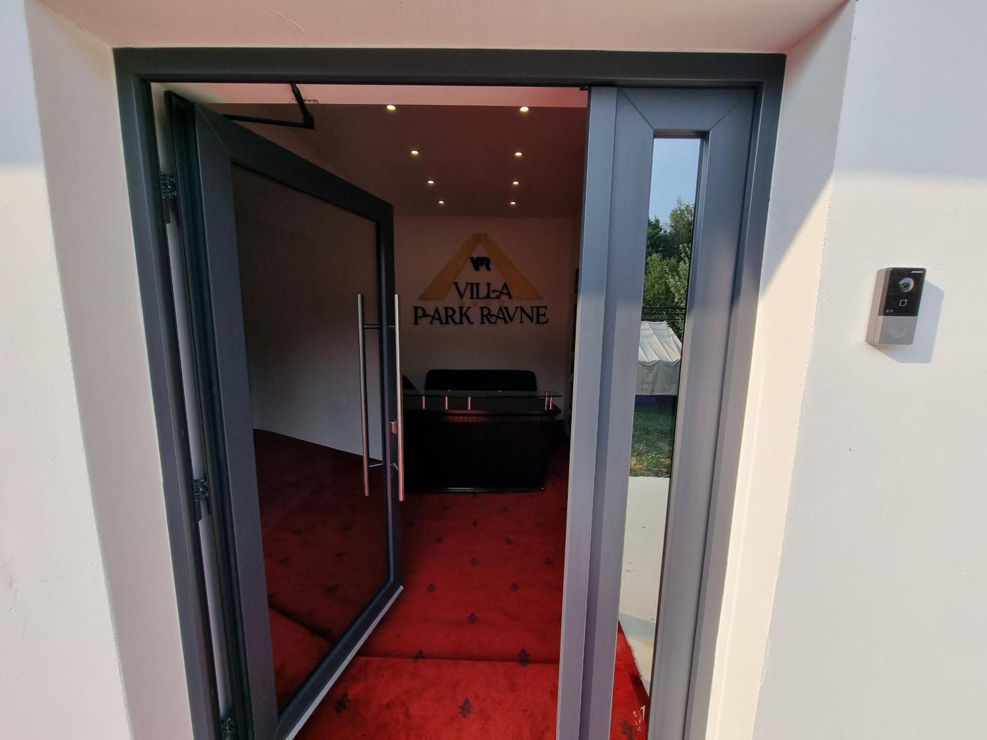 Villa Park Ravne Visoko Exterior foto